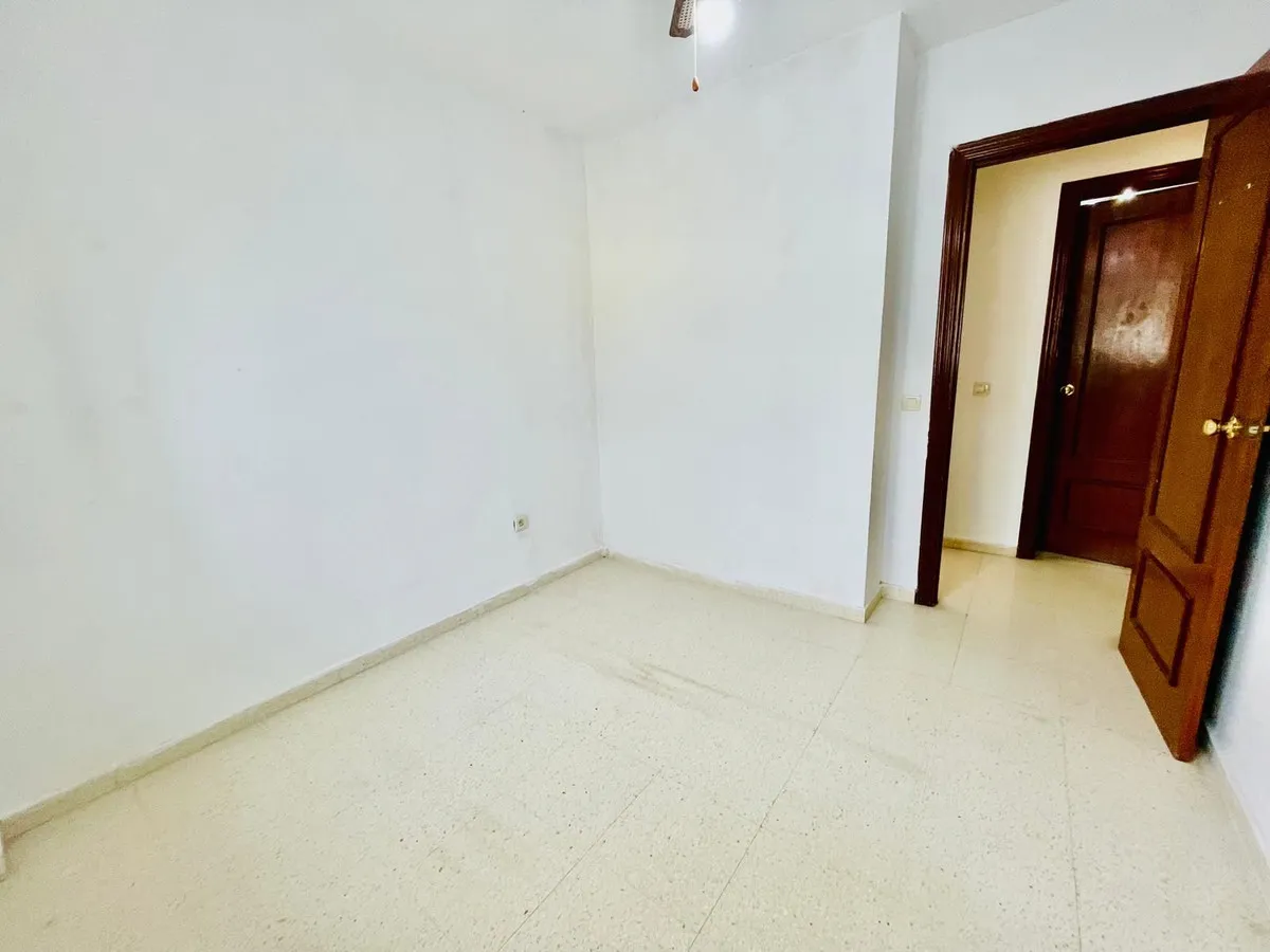 07a3d8f2-3fdf-487d-9240-83a23cd1722f