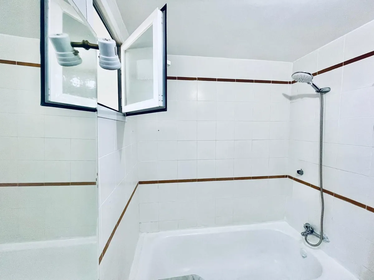 2b79592f-a7ba-4e5f-a17b-4d143f9a112c