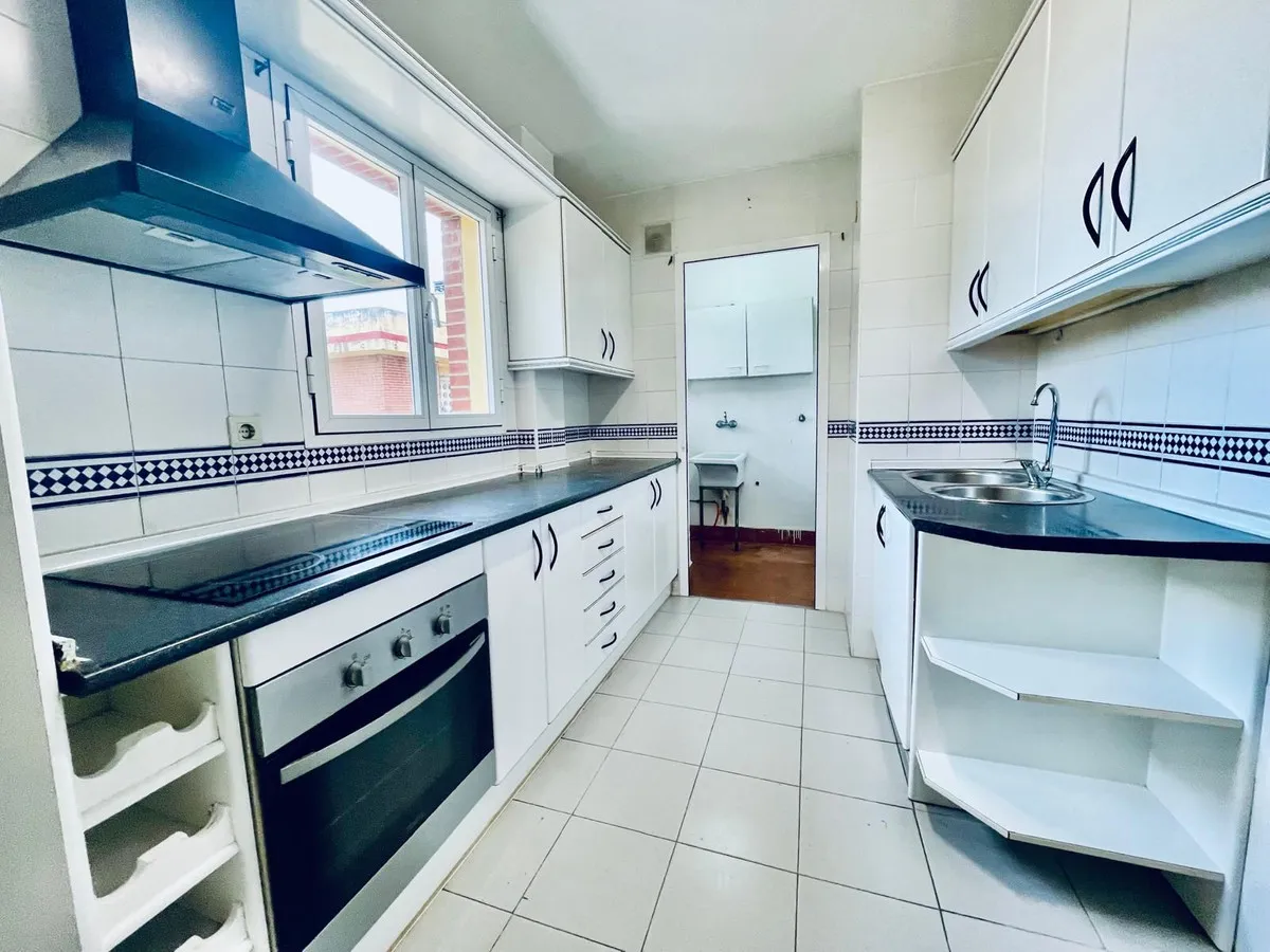 f2602309-594c-4595-a95c-c502375e9007