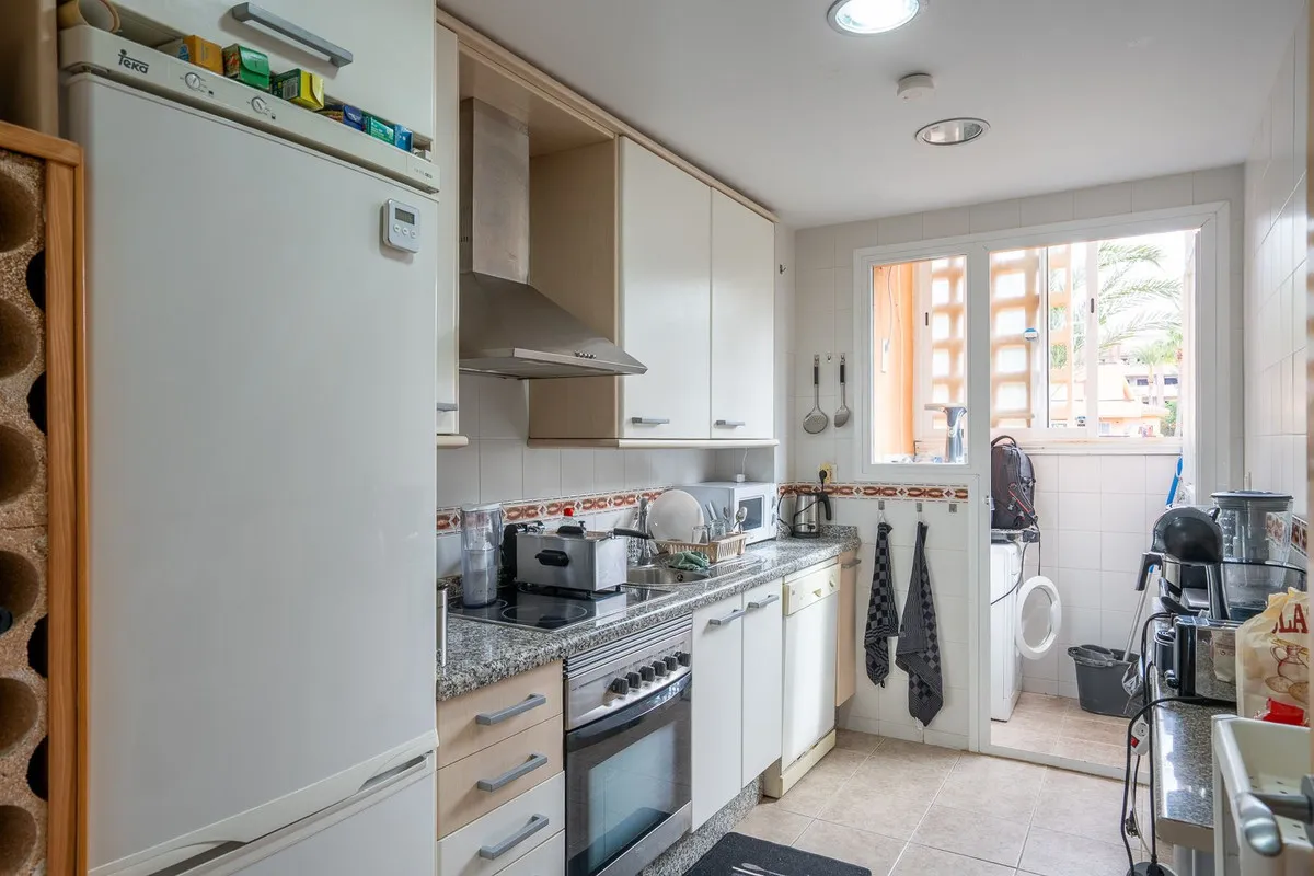 6416783b-38cf-49bf-9b1e-086c3f9b5a6d