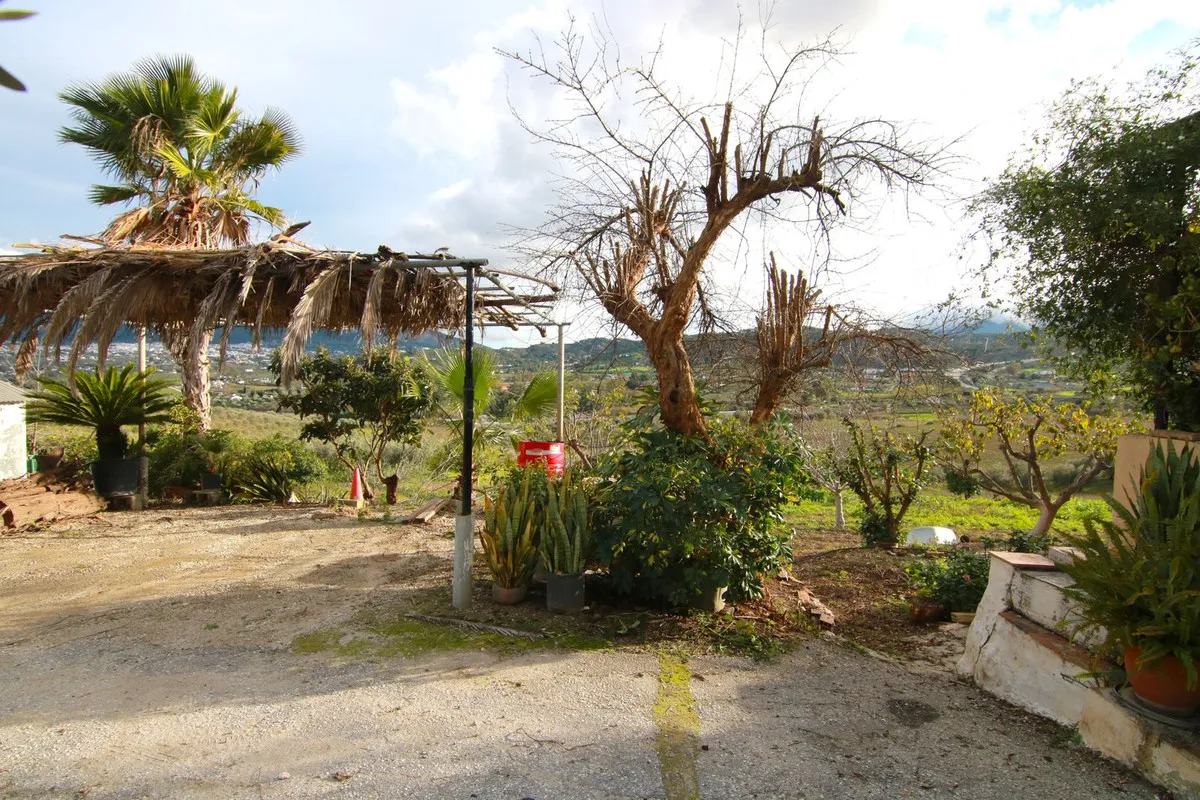 9db3a5b1-370f-427f-b20e-72de0269379b