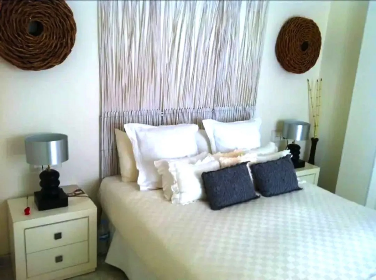 9b049ca9-0187-47e7-b4f4-c3439136ebef