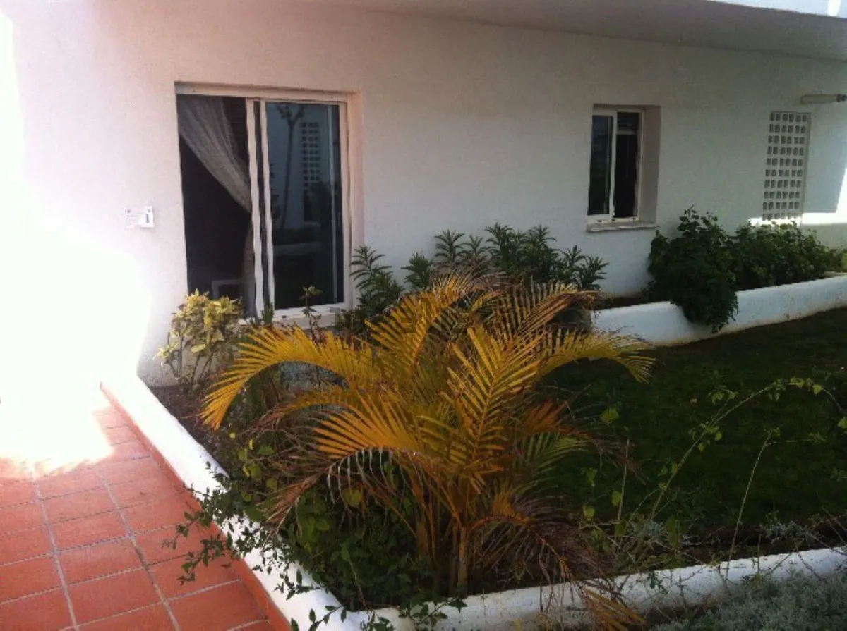 a9d96725-53b8-43fa-80e2-f1051be6fc39