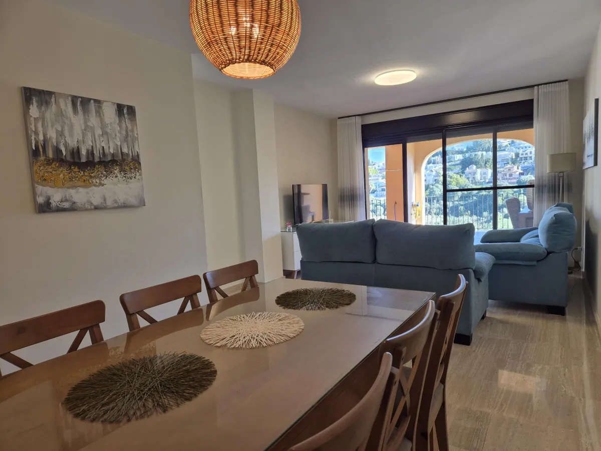 070d432a-7cf0-435c-aca4-b865e944fce2