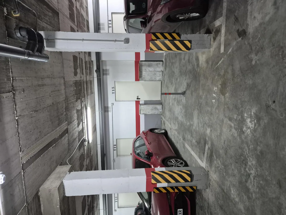 9f1e6b49-211a-4cc9-8950-b8334827f9c0