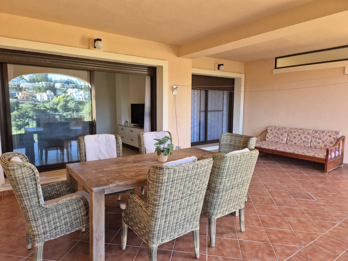 ad98f242-79b3-4e17-ad31-e458b121564d