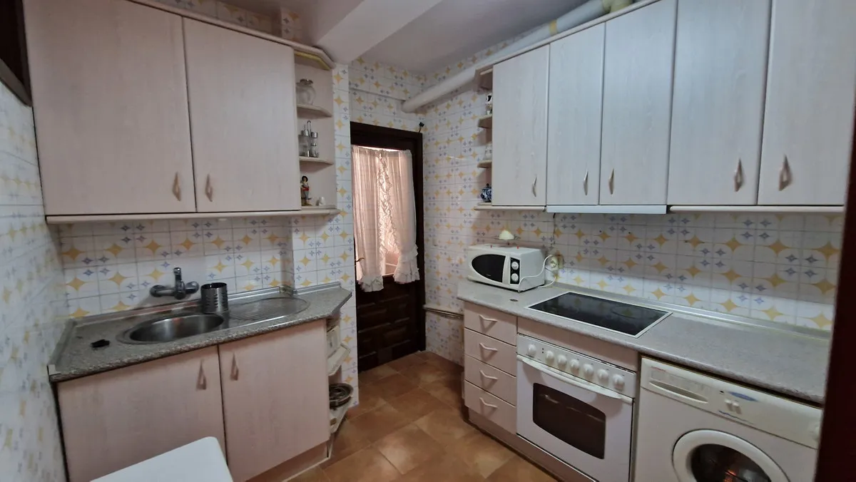 5afa1796-2ae2-4638-b283-a22b9e71802a