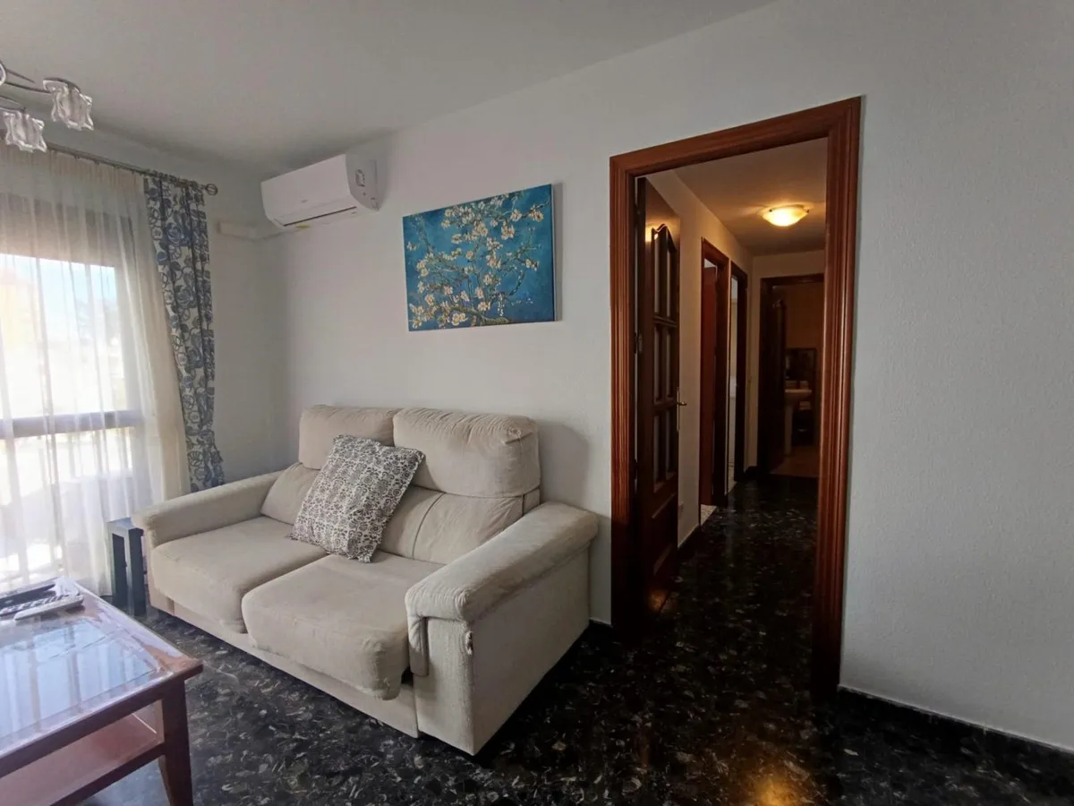 b30574cb-269b-4c57-a4f3-0f500fe2d736