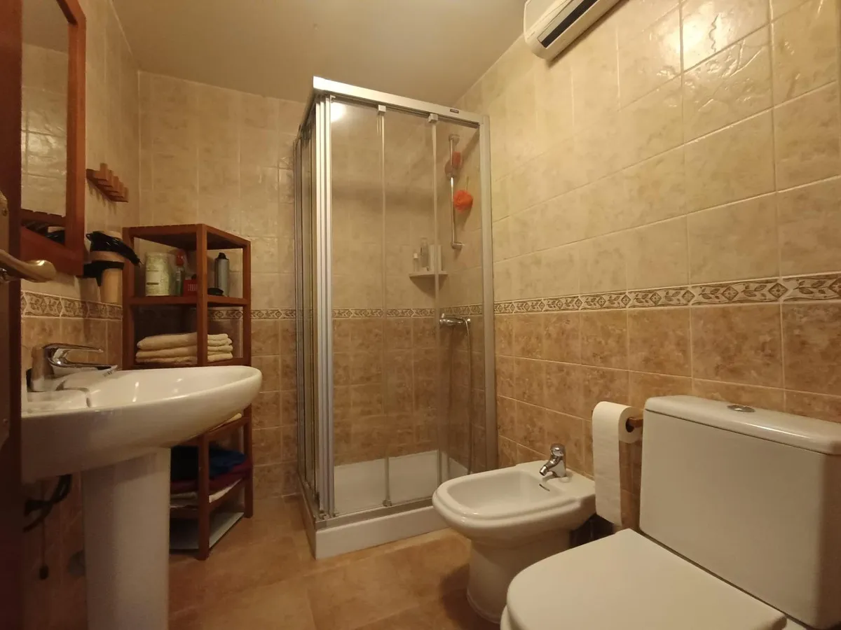 d1d50264-09a0-4e8b-b9a5-dcaf2e7dbe96