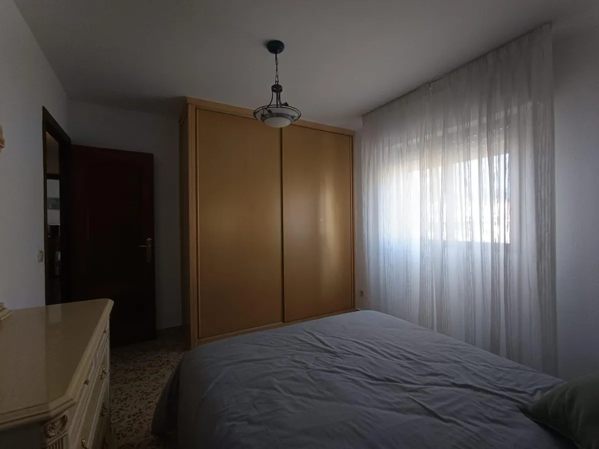 e6f2e257-6e6b-4cb3-b7ef-9376fa2ec2dc