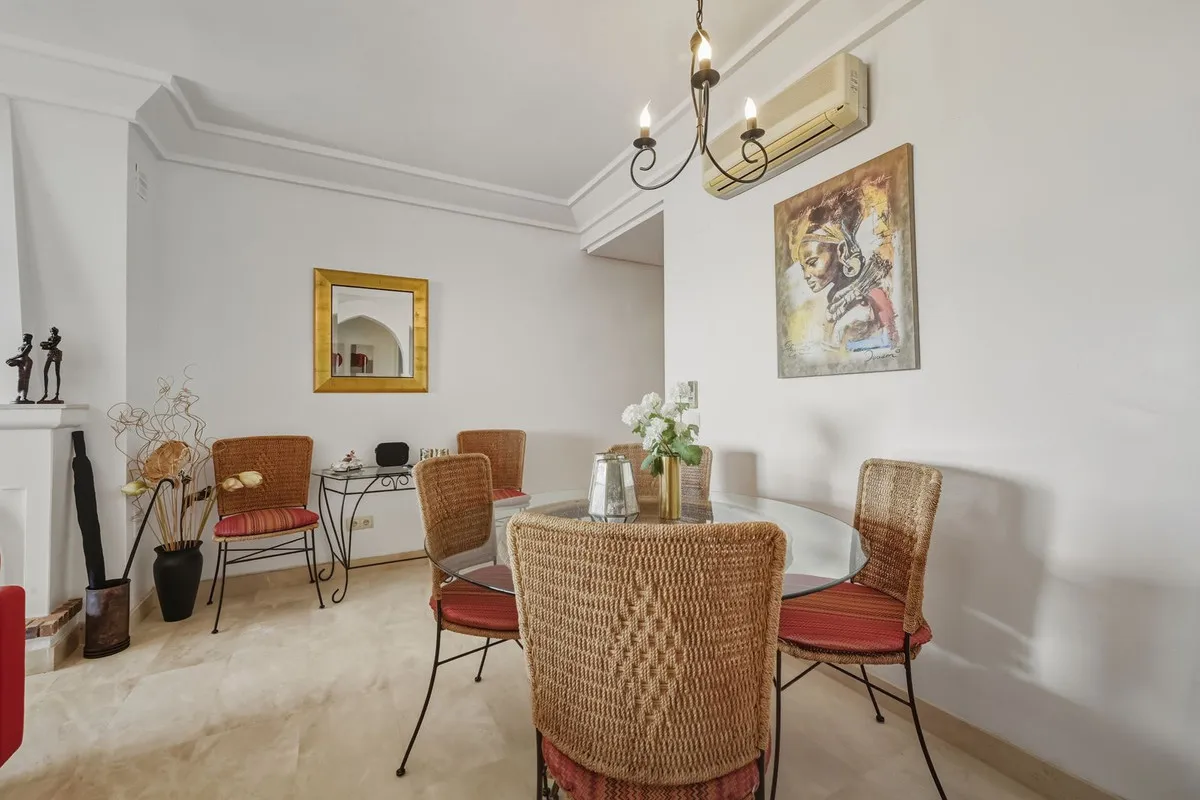 2702798e-316d-4fbd-855a-a81c89cf28fd