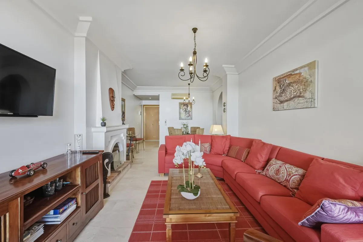 40407dda-accf-47ff-844f-f3a7f4f00ead