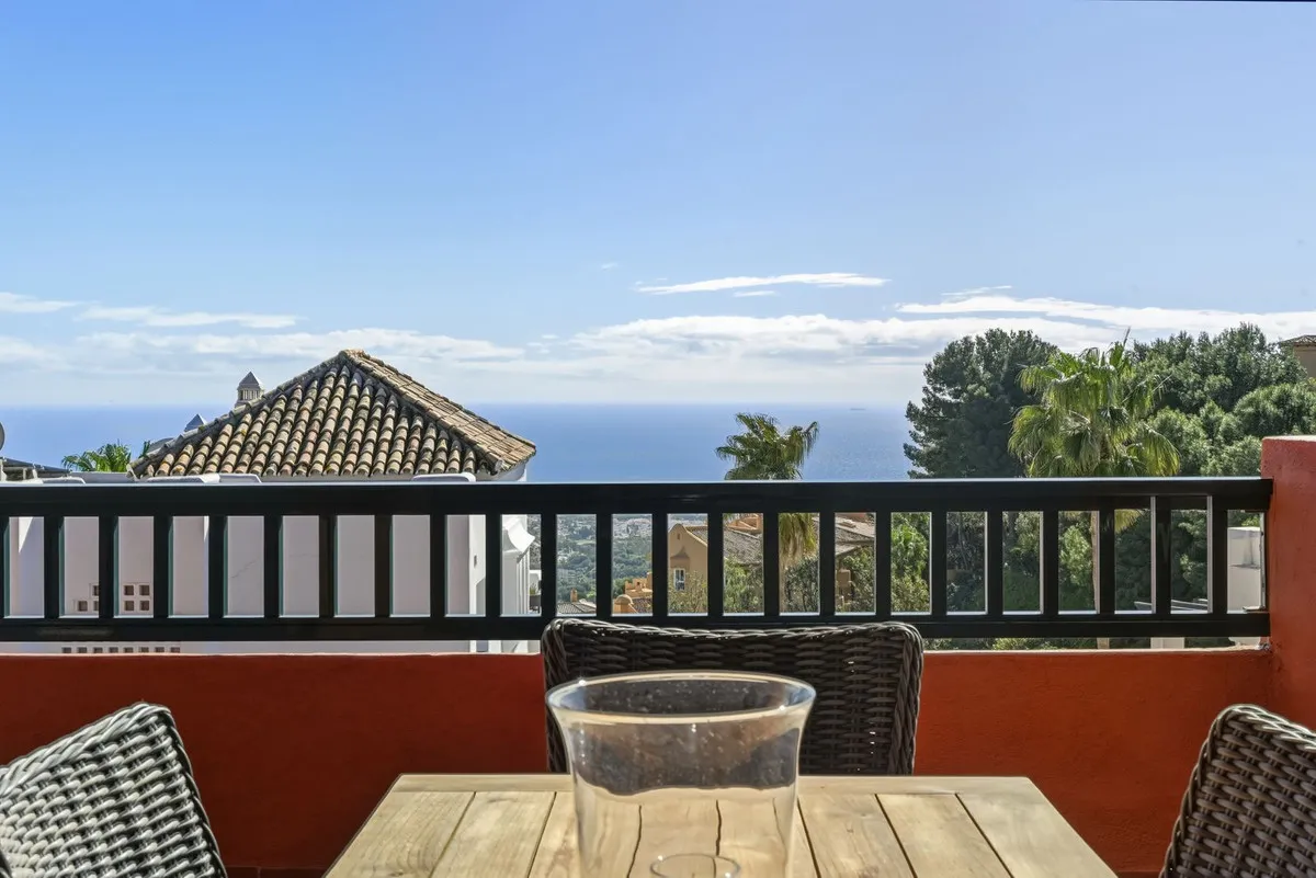 574a864b-be47-4b17-8e77-de7bfbb80964