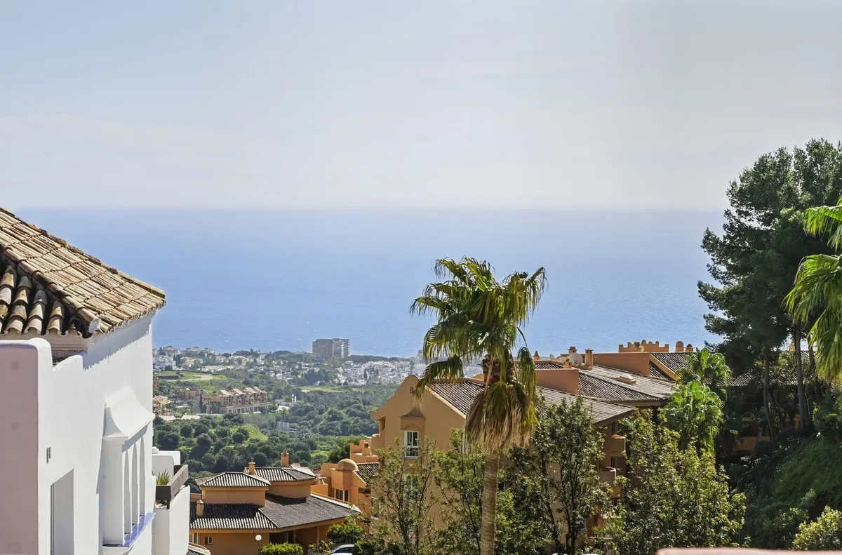 e02b3b22-610b-452f-8d7d-f6e91ce08944