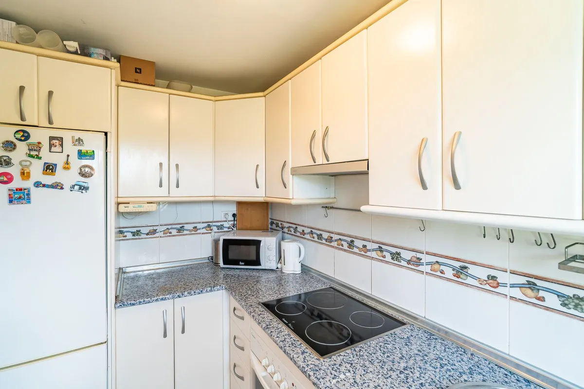 131b767f-6663-4ec1-969c-1a48e0925f47