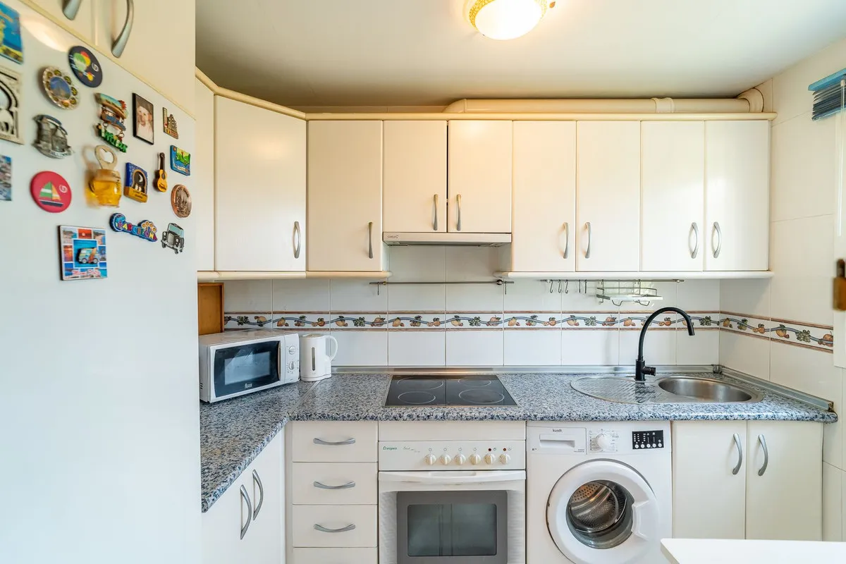 53fe95ea-0b22-4151-8c26-200c07802764