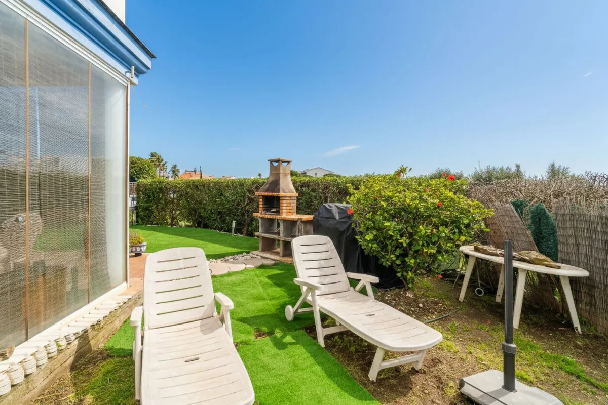 e65671f7-c333-4445-b7e6-2b6f37cf8629