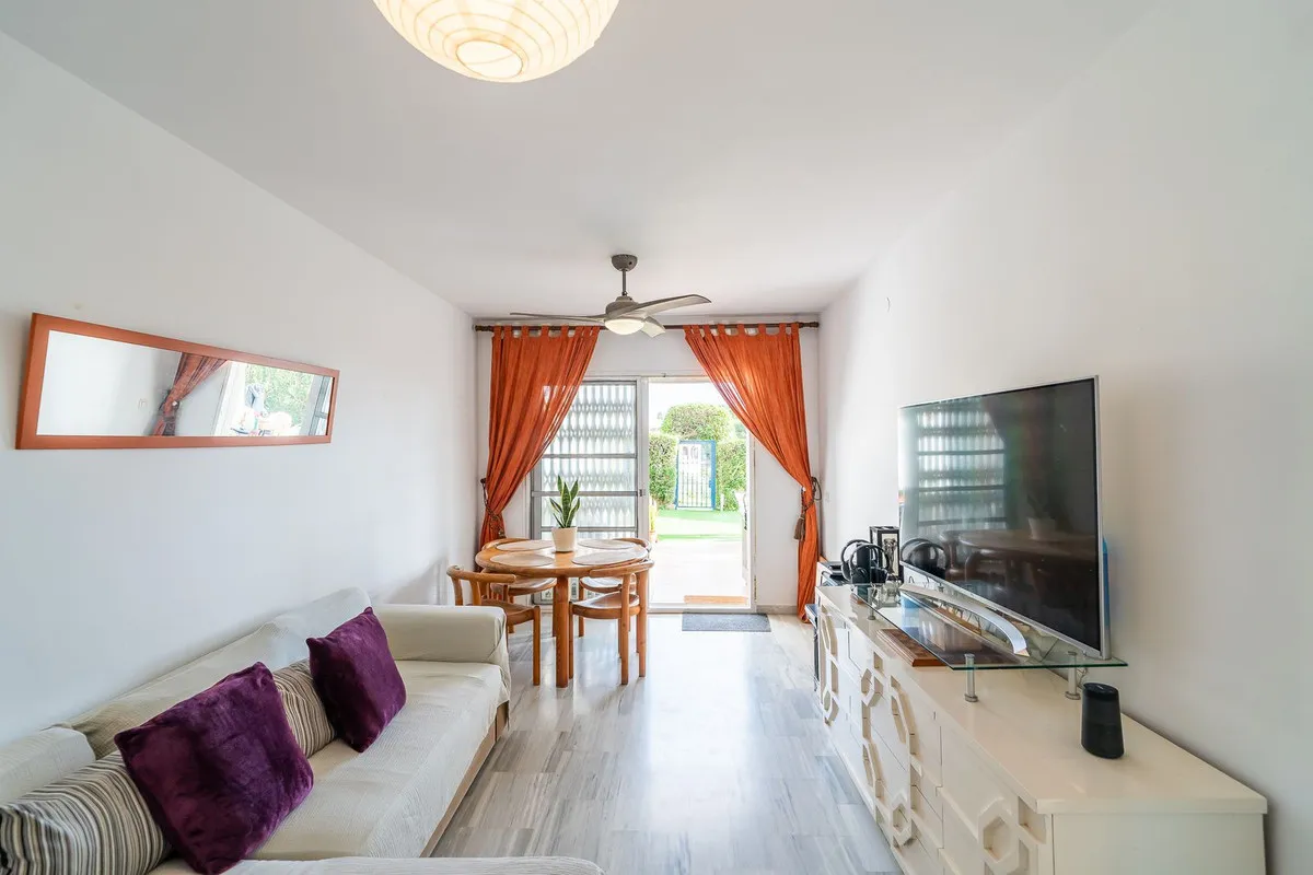 eefce0d5-ec35-486d-82b6-2a87bf98e380