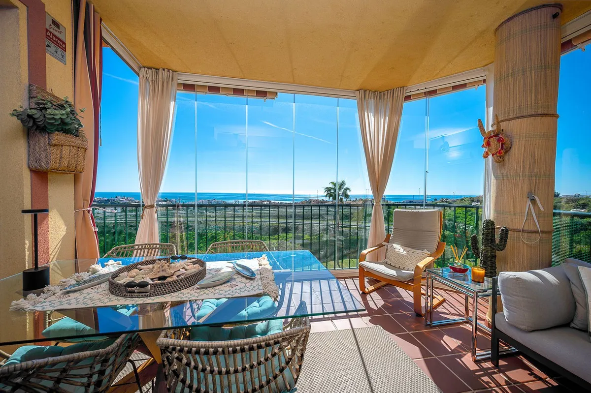 0263b9bd-f2c3-4f8f-8ed0-606f3d1c6330