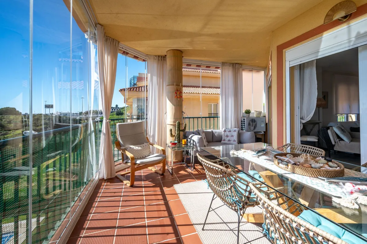 f0fd4e7a-a46e-48ec-a131-d41587624208