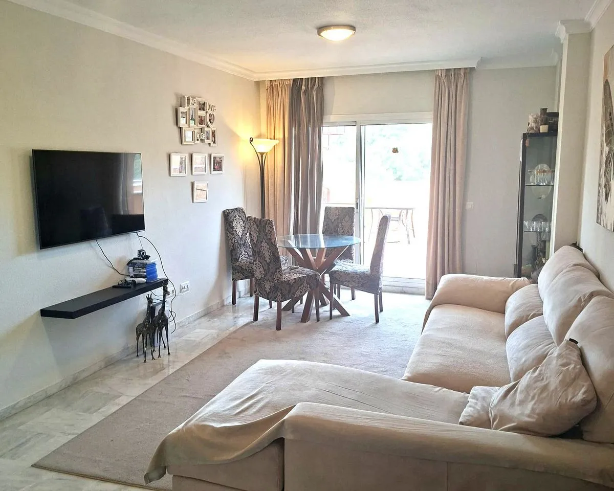 7c5adb1e-c1d3-4d95-abe7-e84abe5256f3