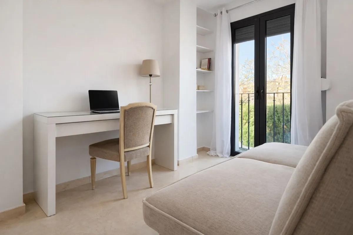 85a2ee1c-f5b6-40b6-80f5-73f4ce8acd46