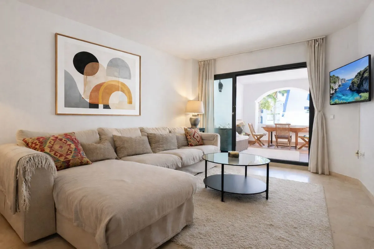 bdf48833-3523-4de1-9085-ec4c7f44f756