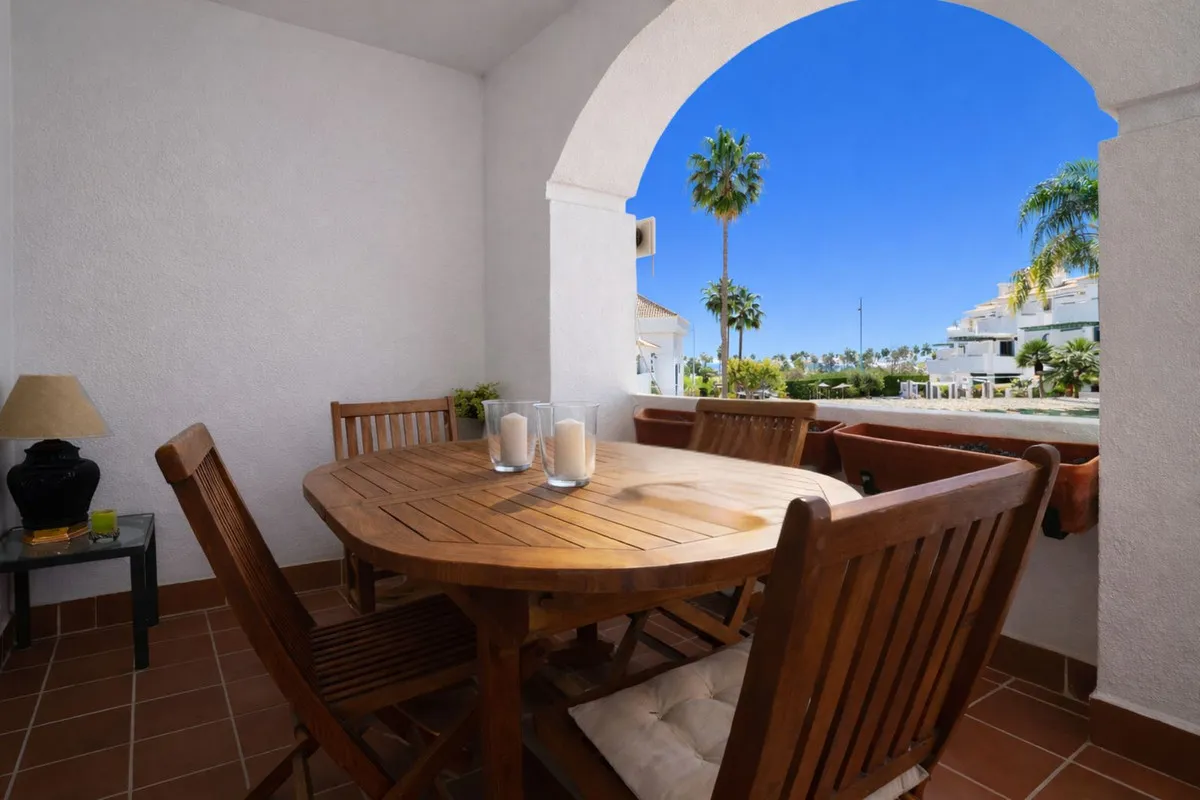 ee7ea385-4db9-4942-b76c-6bec5085a6f9