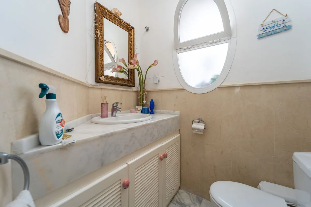 136bdd43-e4c9-4aad-a8e1-129334a8ab24