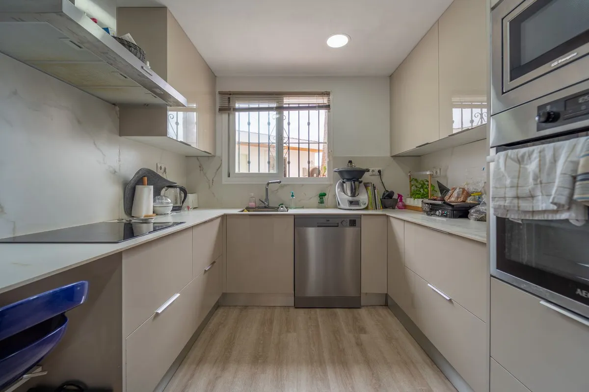 587d7c91-4a6b-44aa-b053-c7c9007ff37f