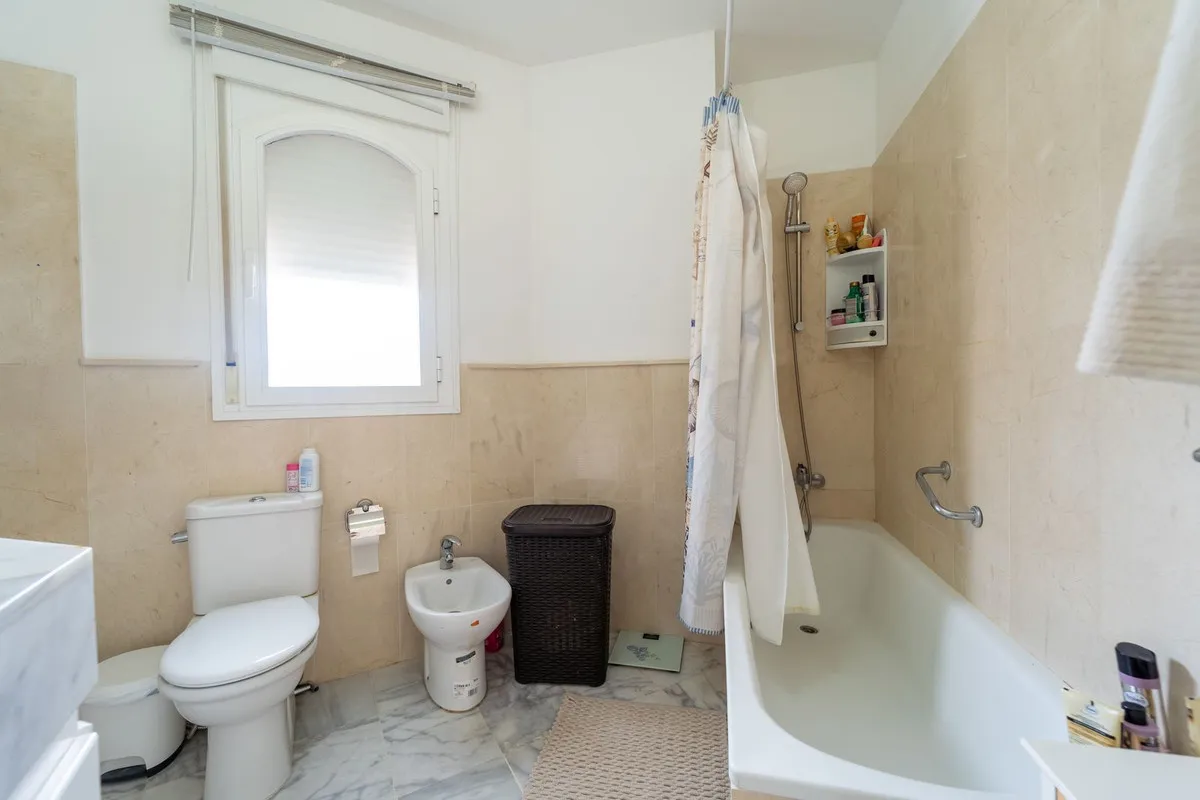 7b57cf75-c661-4d9f-9fe5-fa37b9554305