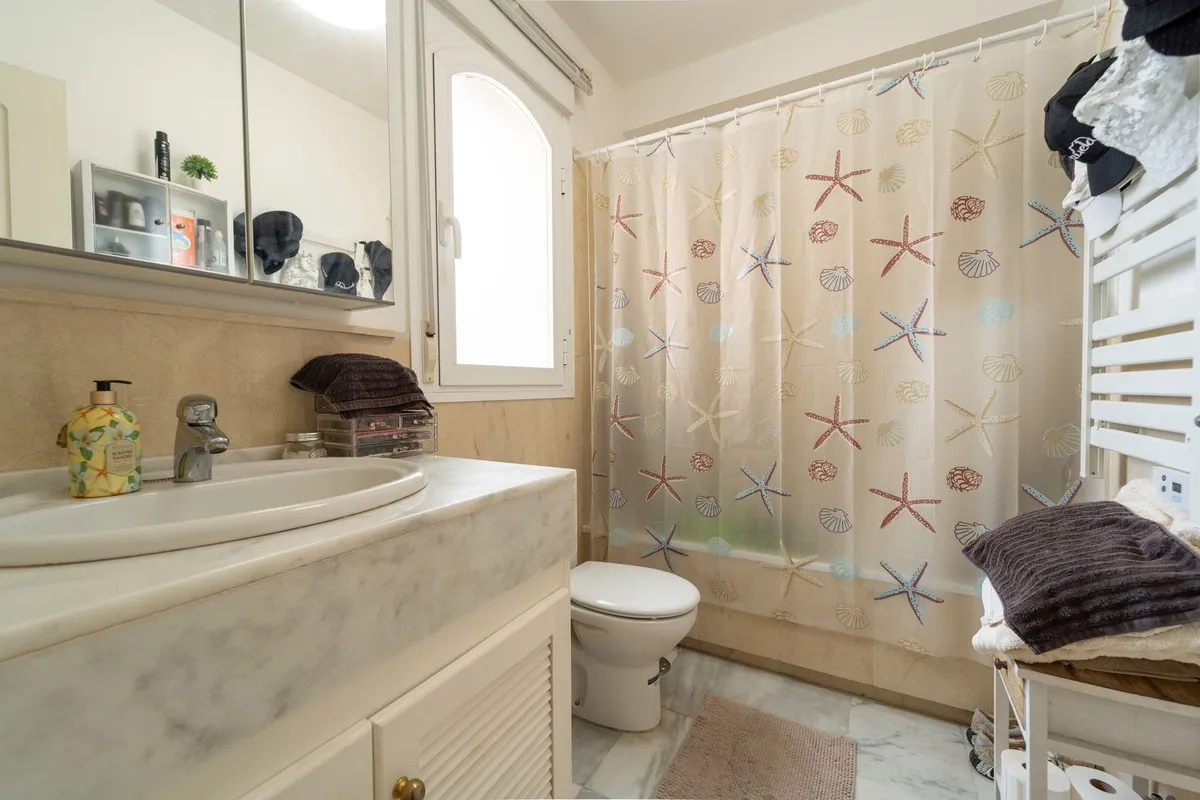 99cd5538-6a72-4570-a00a-7b29590b9314