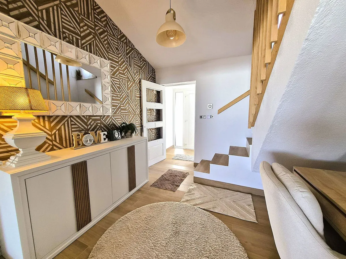 6d746ffd-57df-4156-b1b1-bc37c65e6f4e