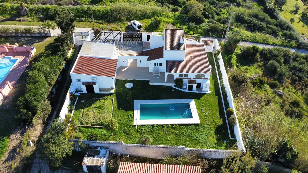 c768fe4c-48fa-4910-9157-99d03322fd98