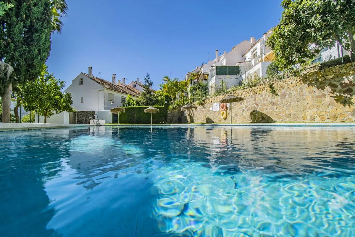 0bbebcfc-d2cf-4ef3-91b8-a4484ea02f3b