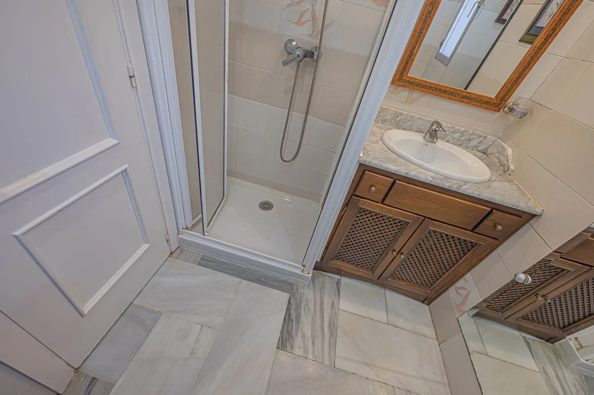 426820ee-d590-459b-8f75-e971517ba300