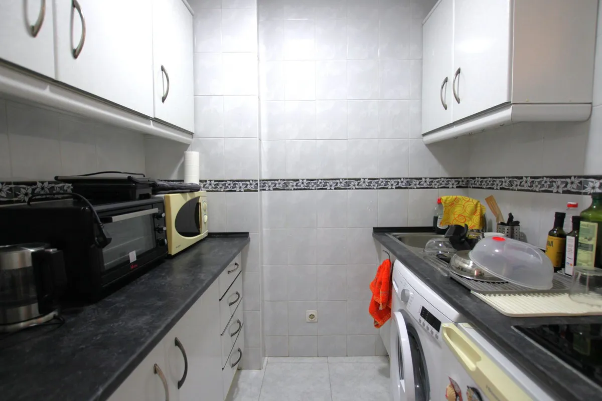 6a804dfc-44df-4cbf-9fa9-d4f61bf7db4b