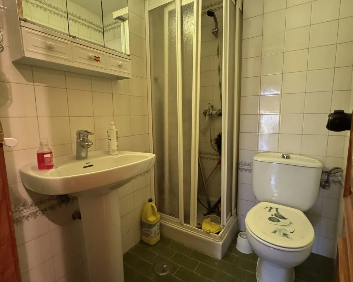 2fc06904-e427-4217-91a0-79f86ad27617