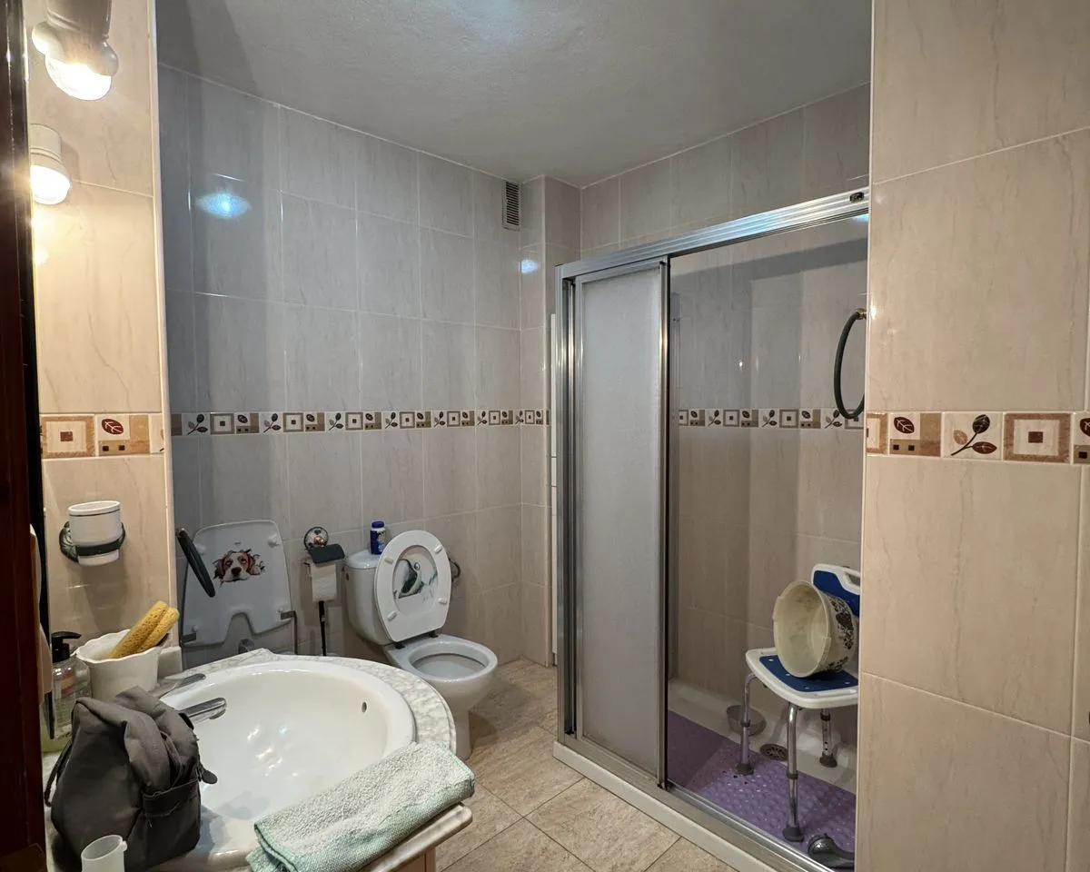 4cb3c9a3-fc1b-404d-9be5-20e818b41c47