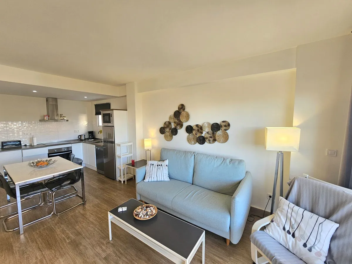 798df5ca-eb1c-446b-b389-e17963b14919