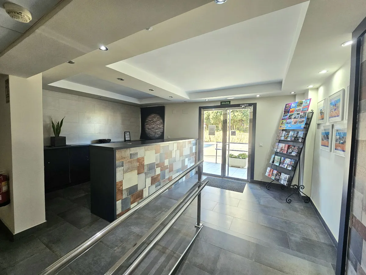 e4042ed4-f7e0-4935-8fb7-b975d61a830f