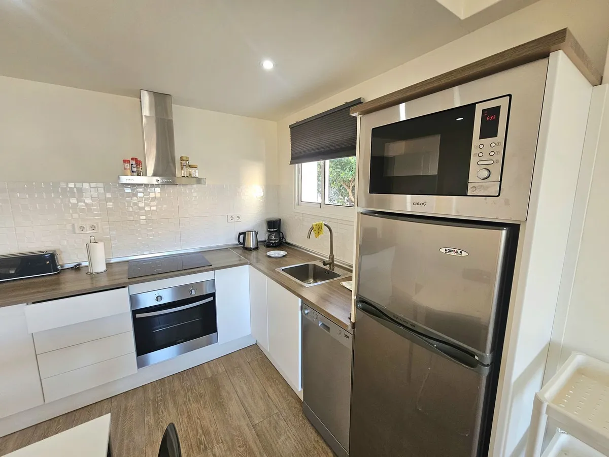 ff7b62a8-4c00-46d1-ba2c-42b8ef79f5de