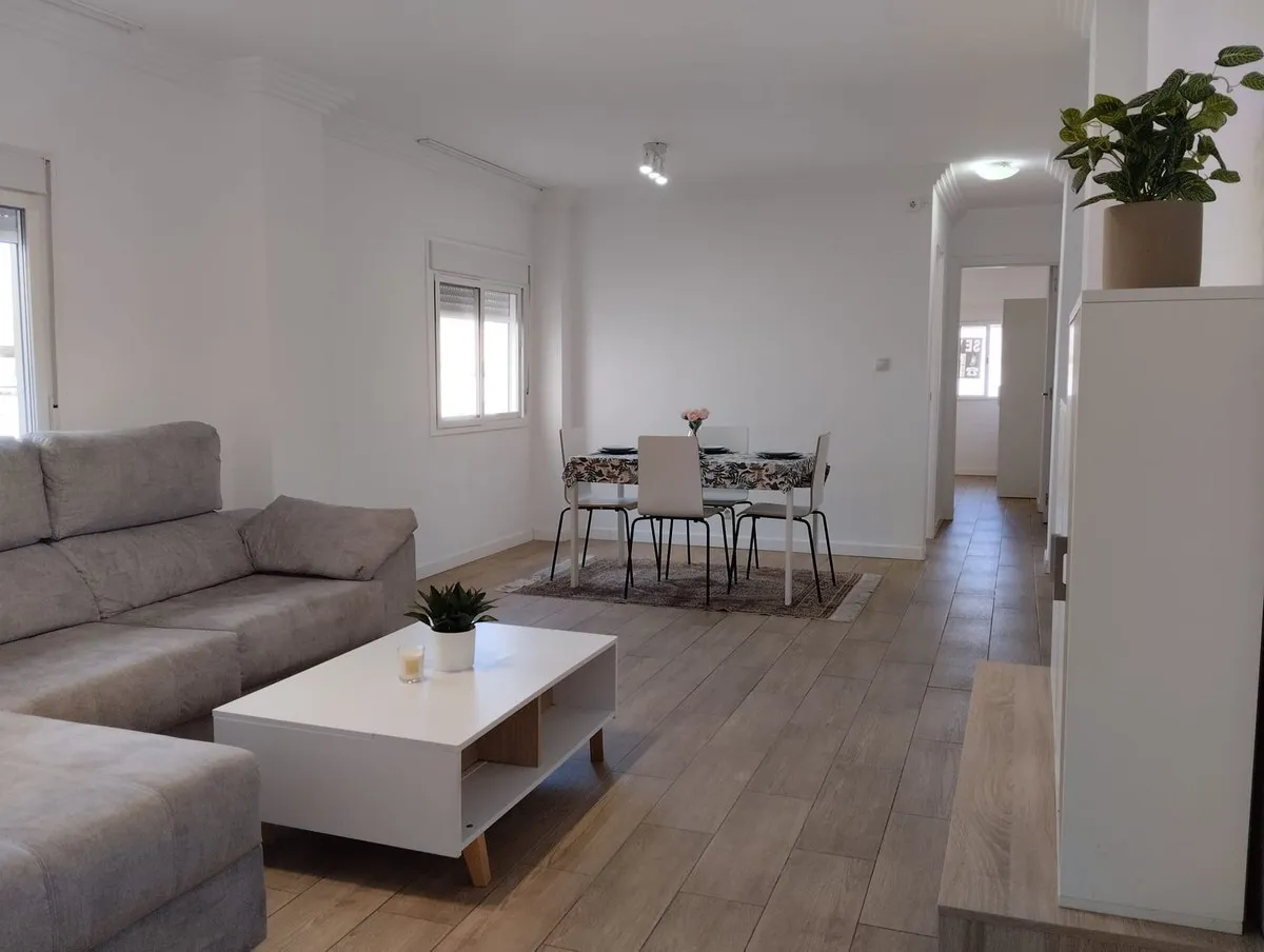 5dc5ae5c-a6e7-42cc-a985-fa663bf1f769