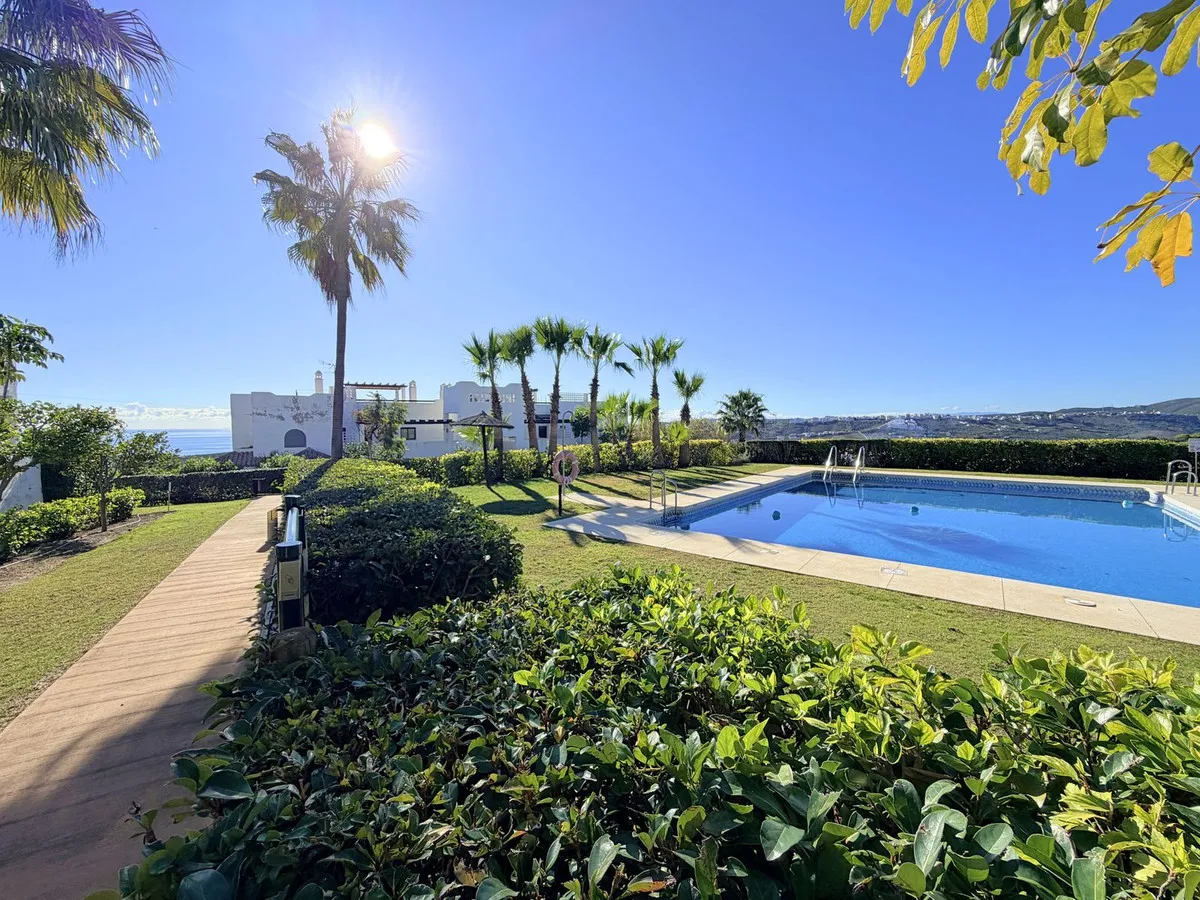 66e5077f-6e6d-4f7f-ba99-0b07111d0987