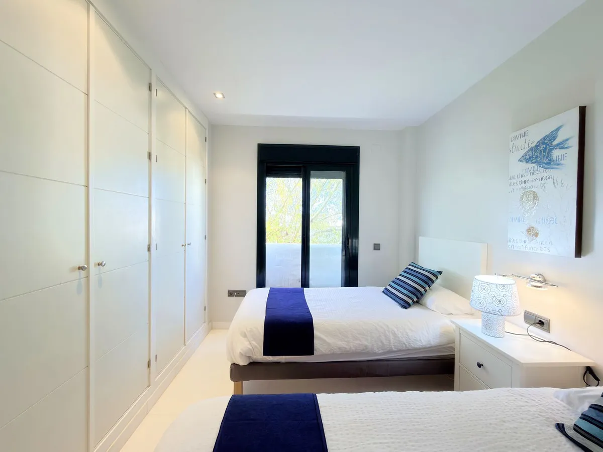 dd4a7e92-1b00-4a92-af88-dffb7f39cc8d