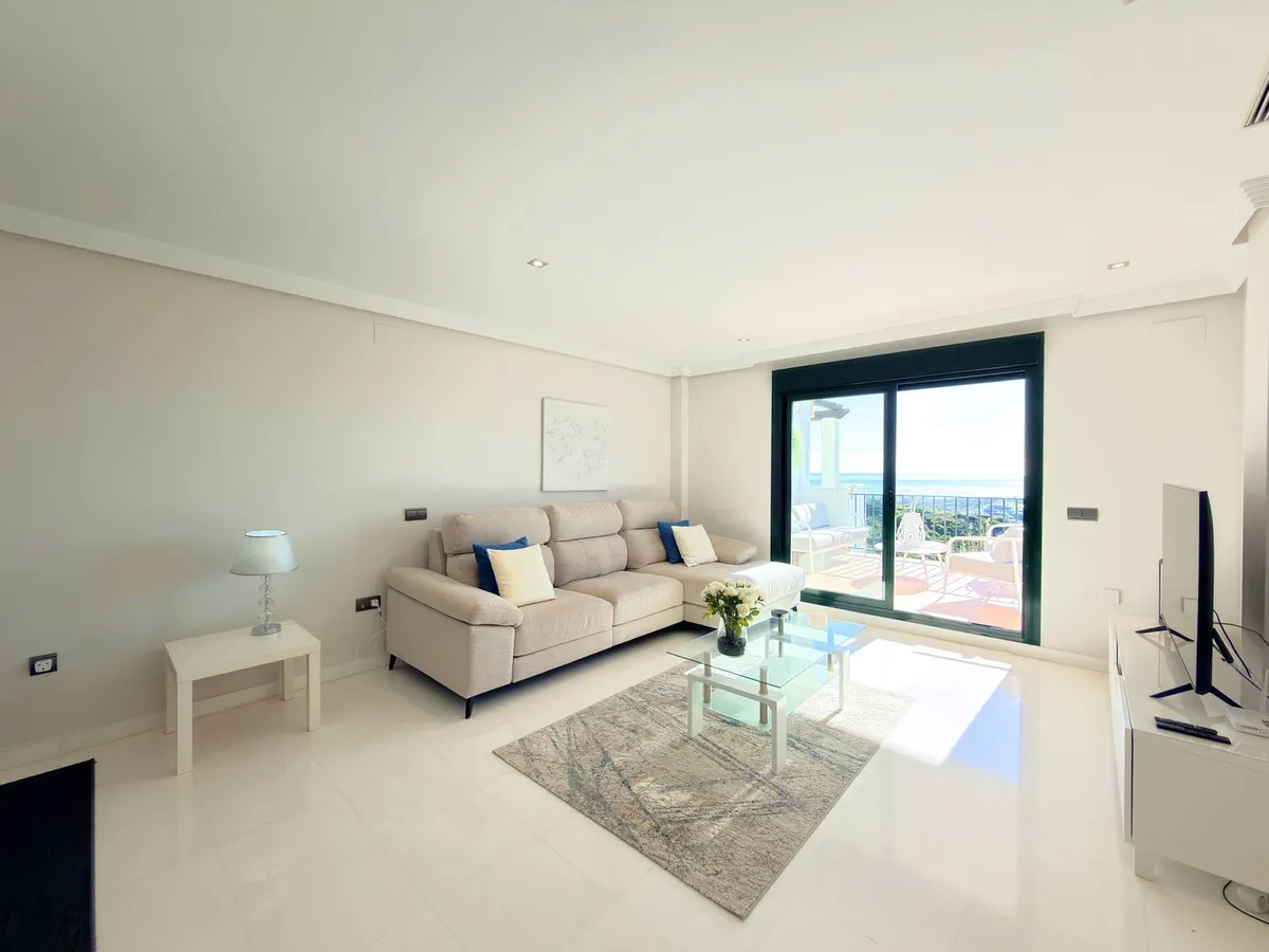 f6310711-ea68-4b6e-9b86-1fb36765c093