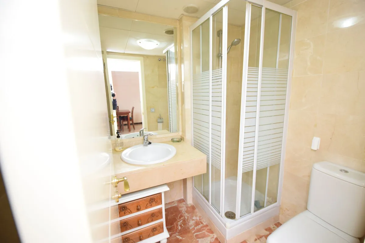 2ce7f1f9-4980-4a23-a01c-5a582c388207