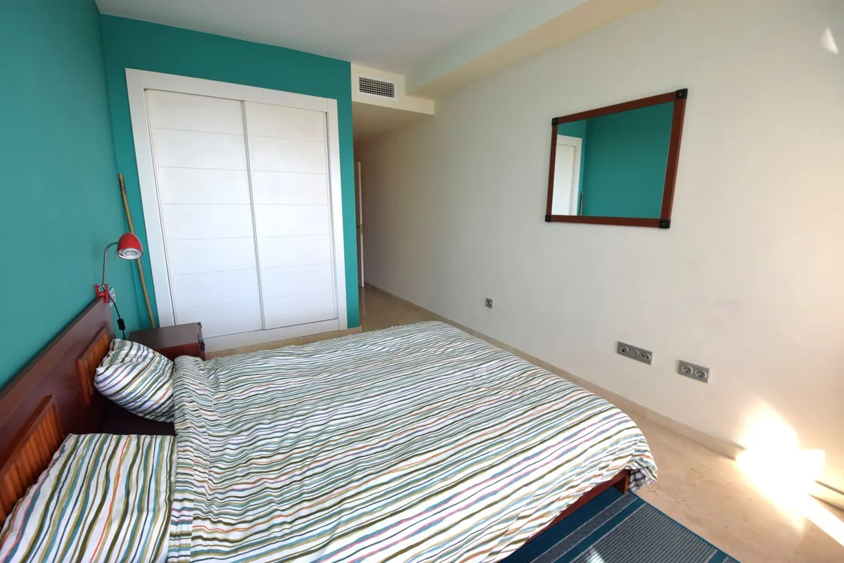 c8216e1f-52e6-44c9-bf3c-012b180c8be6