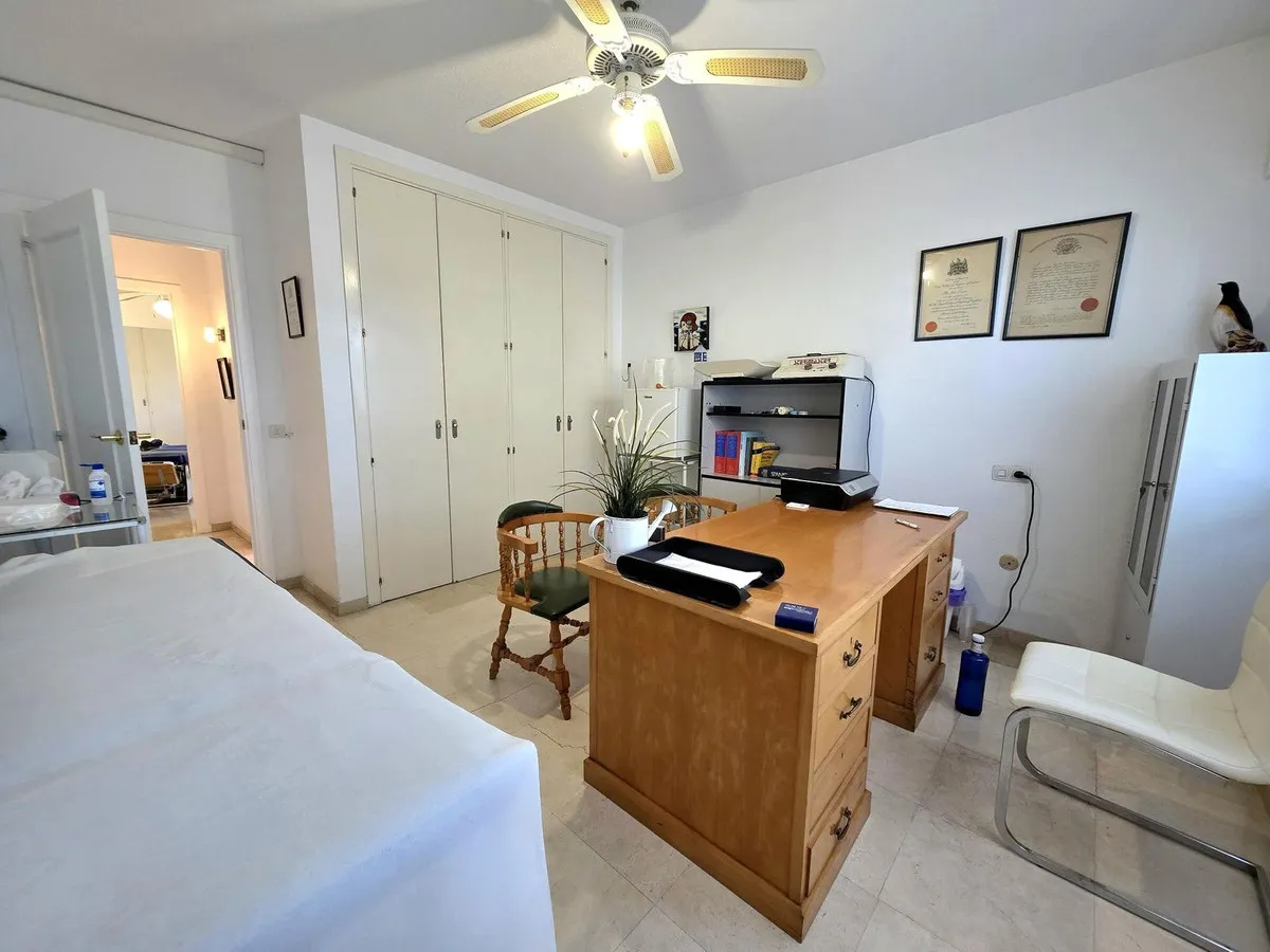 36b07563-b778-49b8-95be-47f01bb40de4