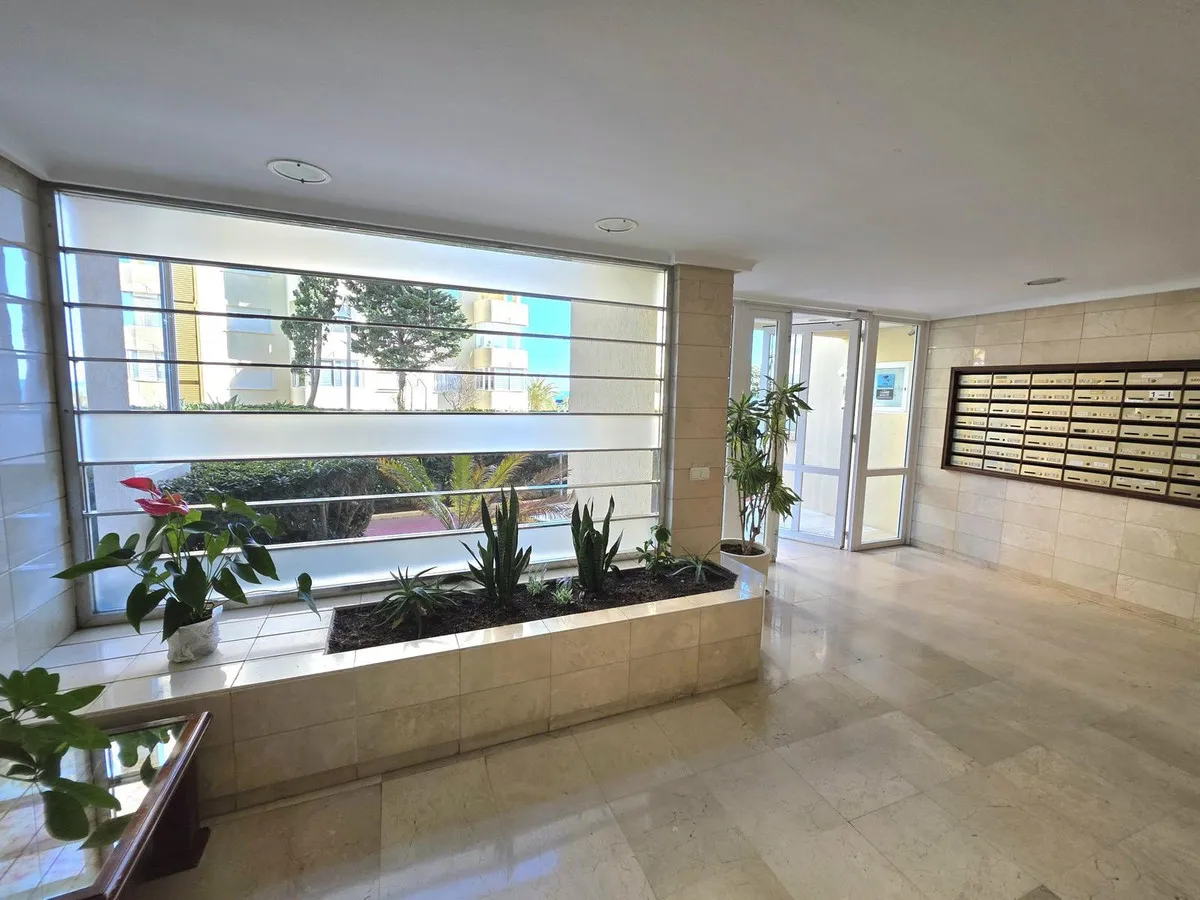 f2aa1cd3-562b-4895-a375-a1a4fb22c971